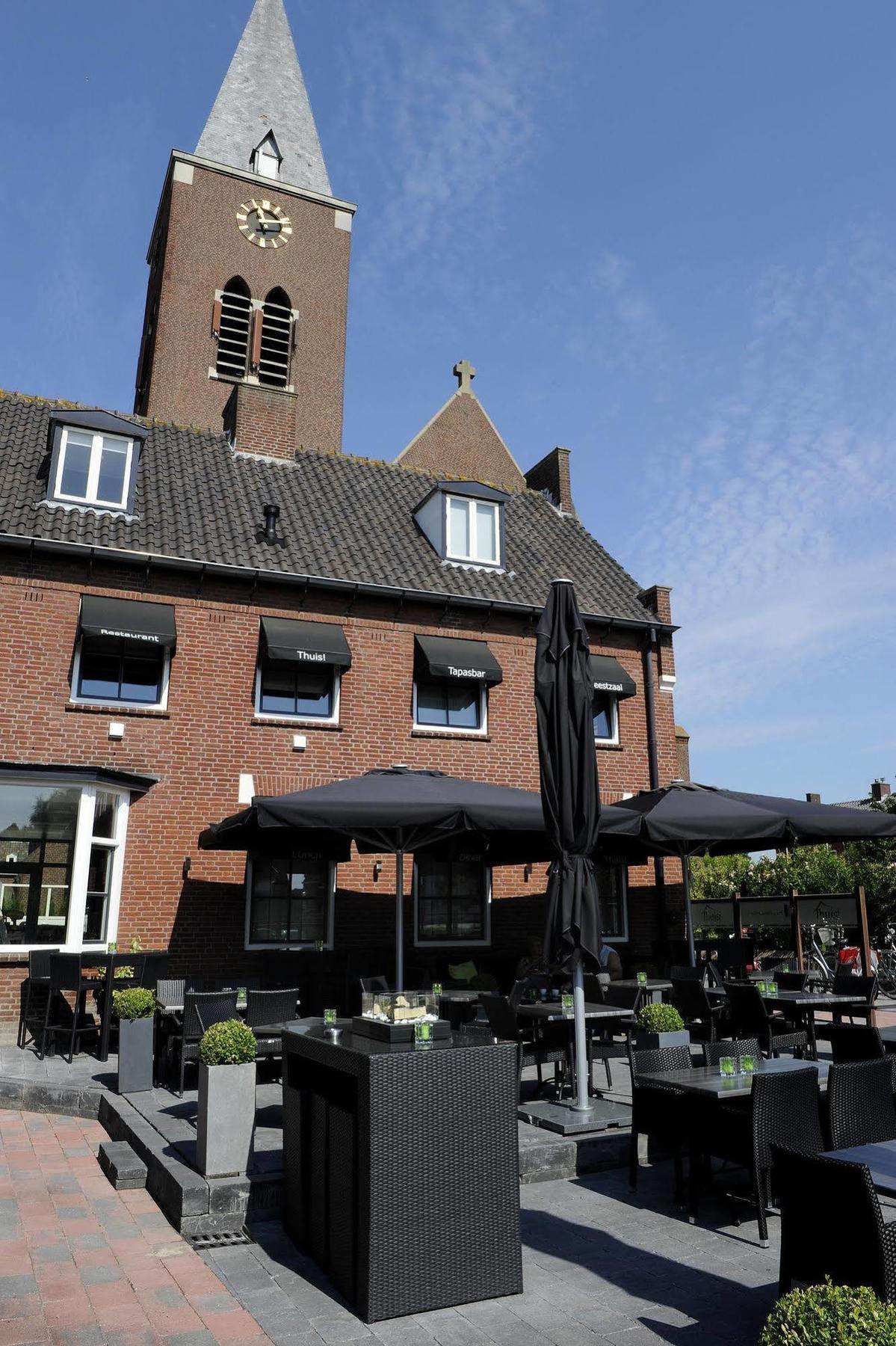 Hotel-Restaurant Thuis! Dinteloord Bagian luar foto